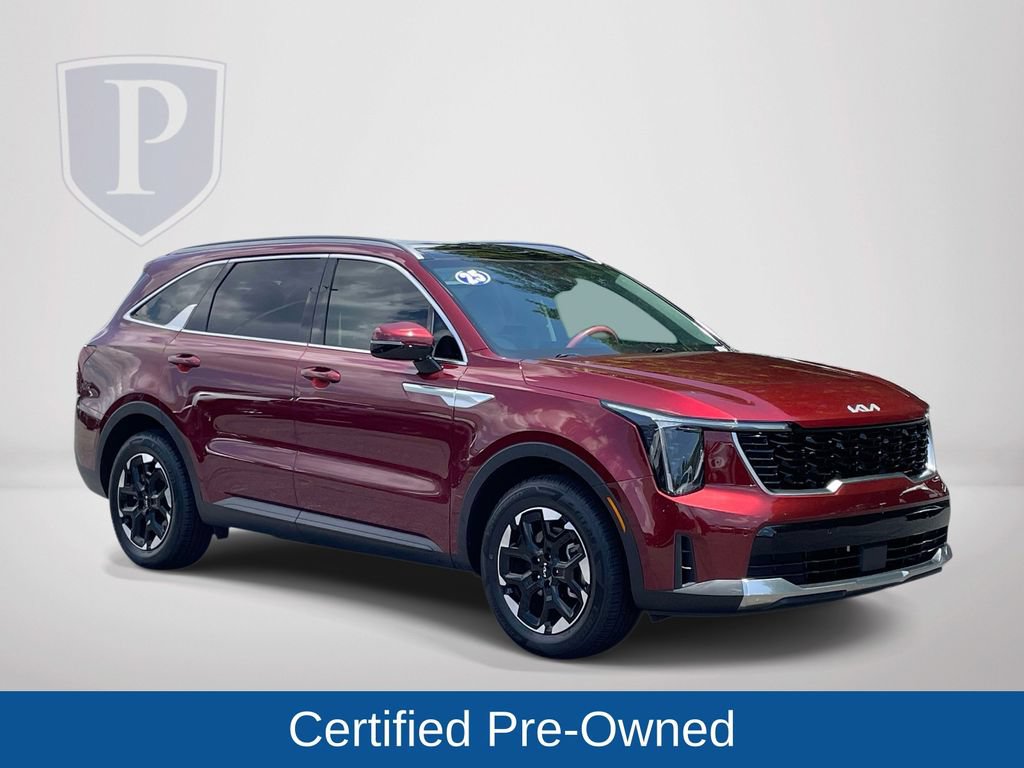 Used 2025 Kia Sorento S w/ Panoramic Sunroof Package FWD image 2