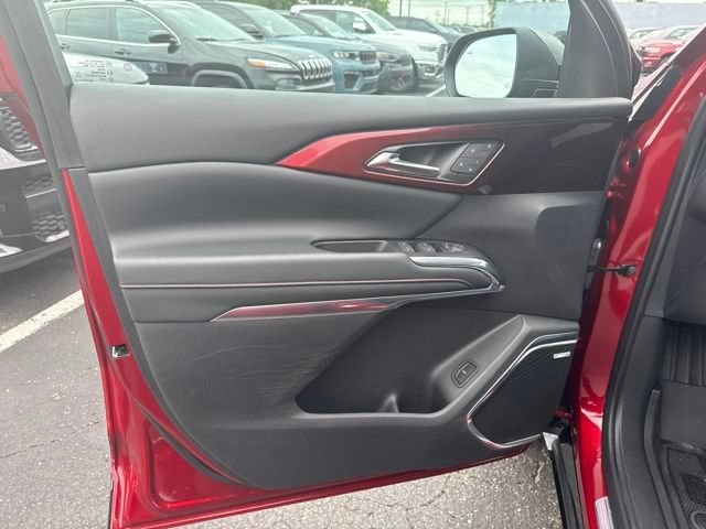 Used 2024 Chevrolet Traverse RS w/ LPO, Floor Liner Package AWD/4WD image 11