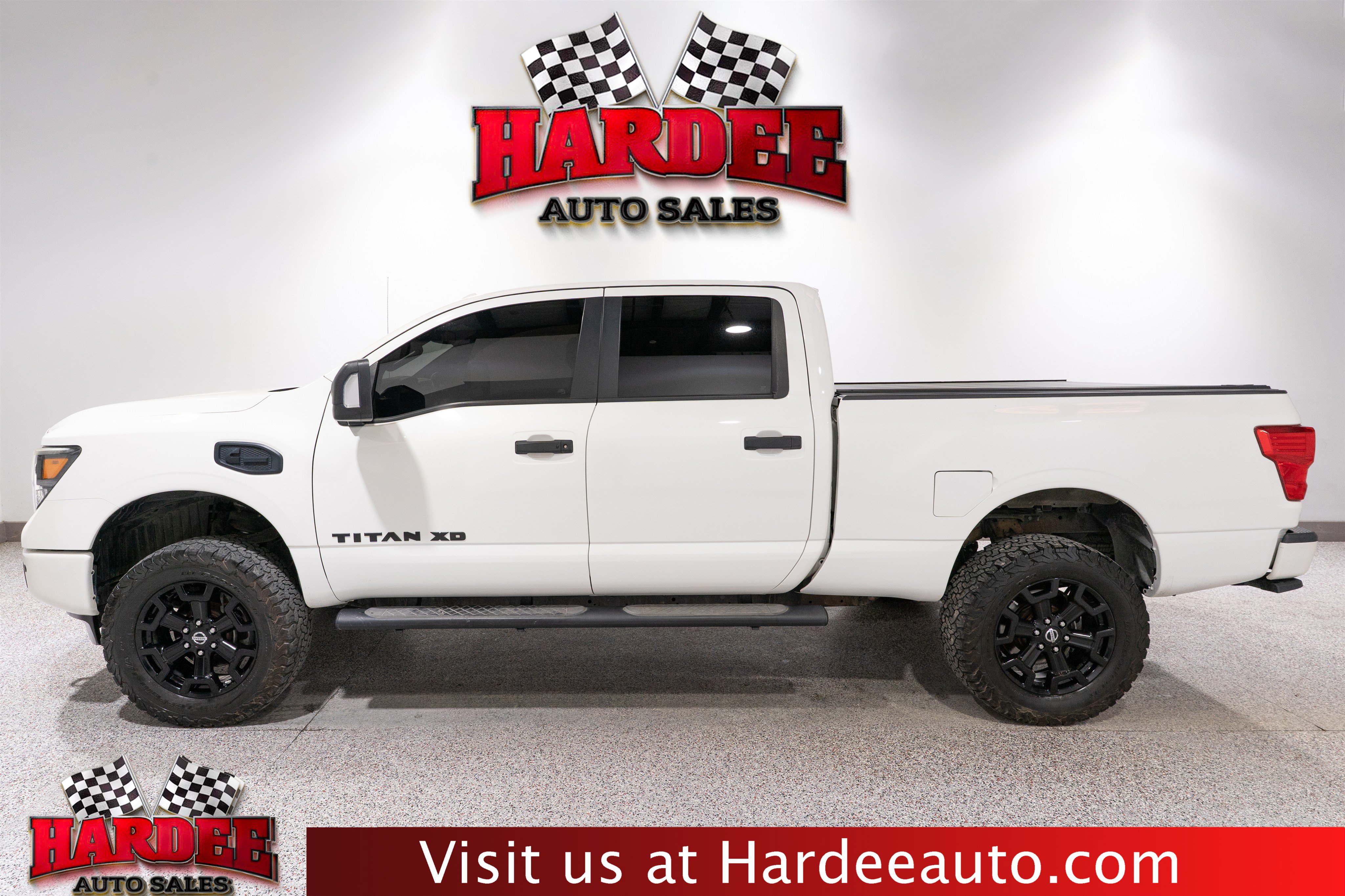 Used 2019 Nissan Titan SL w/ Midnight Edition AWD/4WD 360° Tour