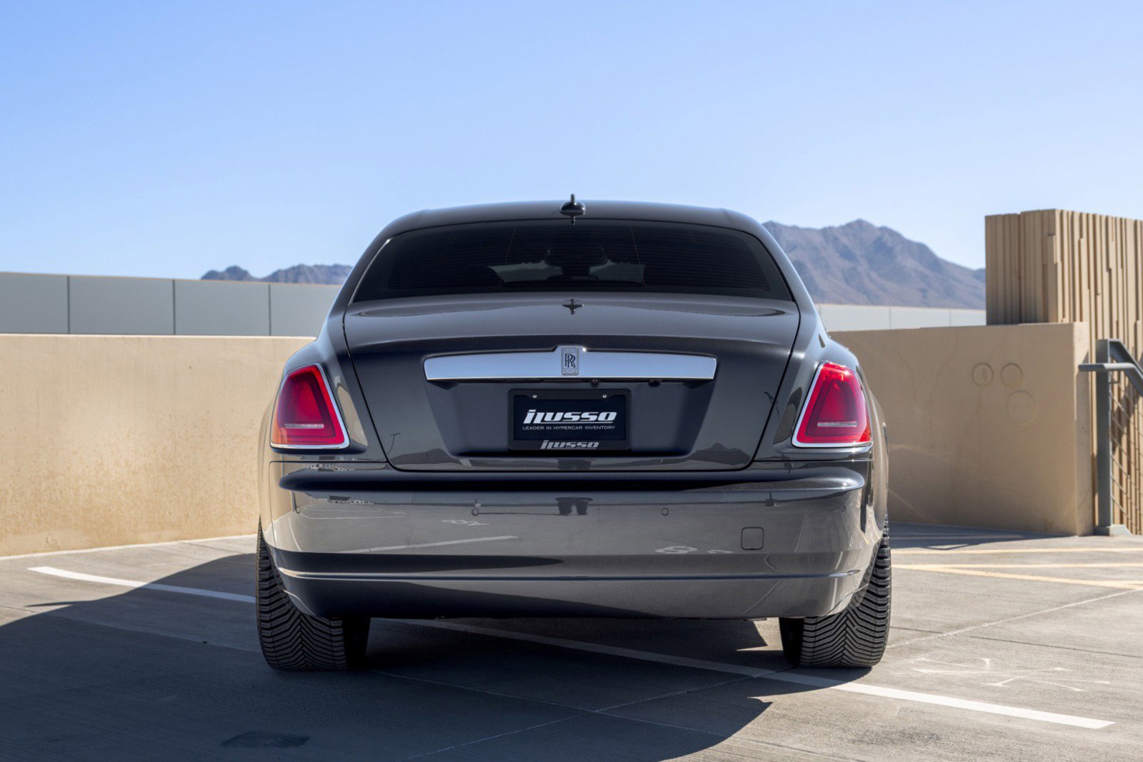 Used 2017 Rolls-Royce Ghost image 8