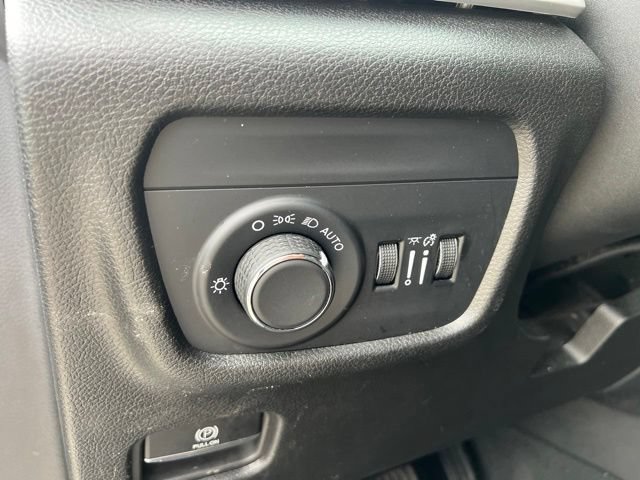 Used 2023 Jeep Grand Cherokee L Laredo AWD/4WD image 20