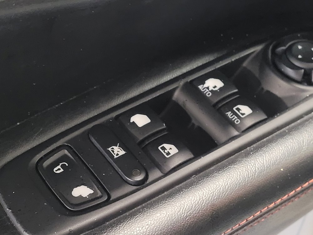 Used 2021 Jeep Compass Limited FWD image 27