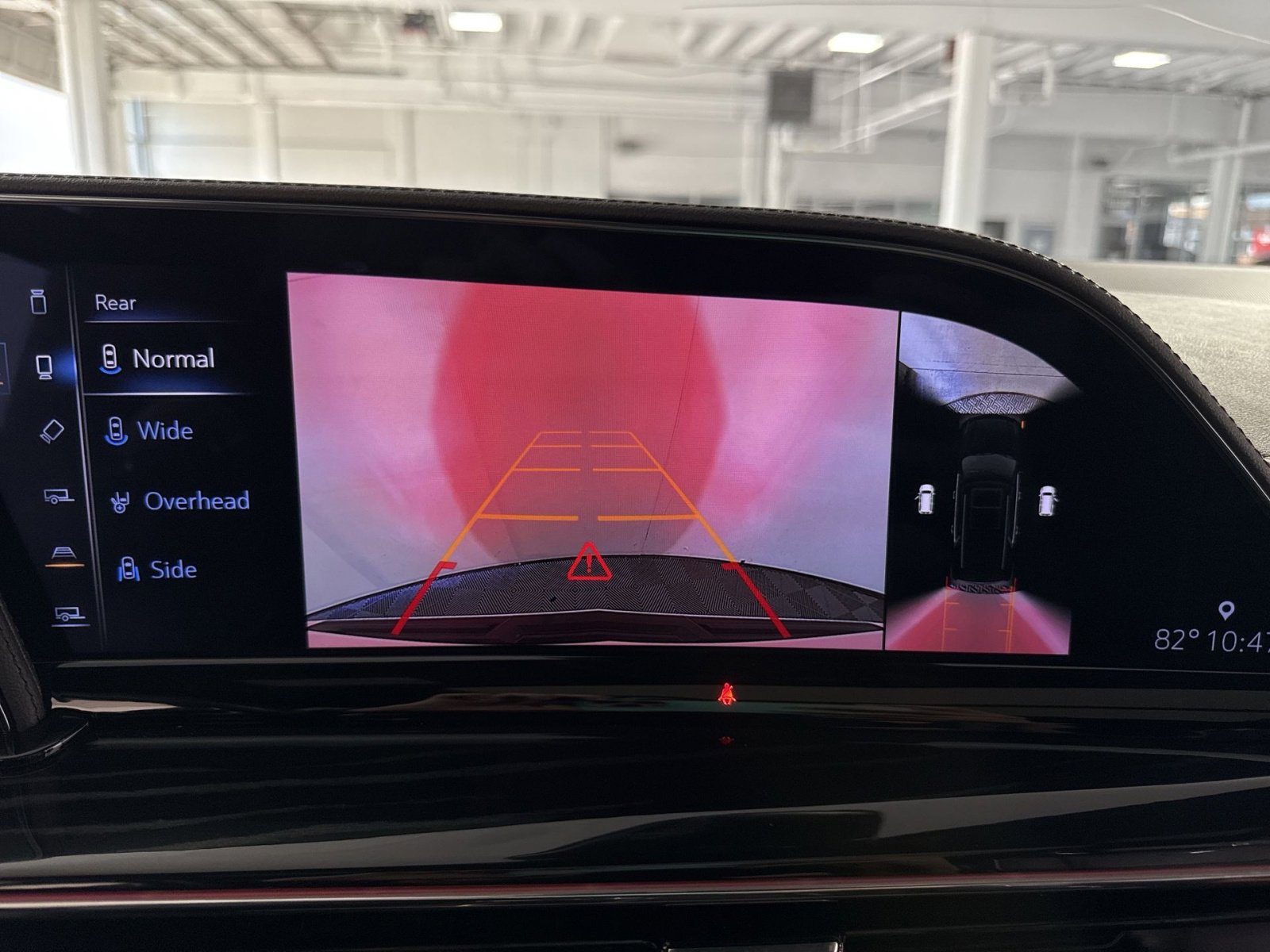 Used 2024 Cadillac Escalade ESV Sport image 17