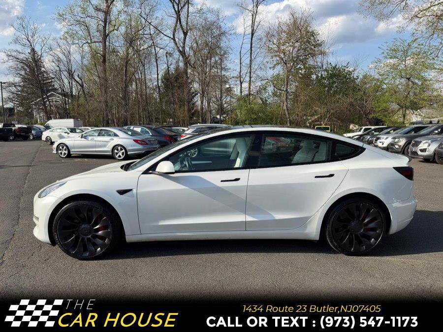 Used 2022 Tesla Model 3 Performance image 3