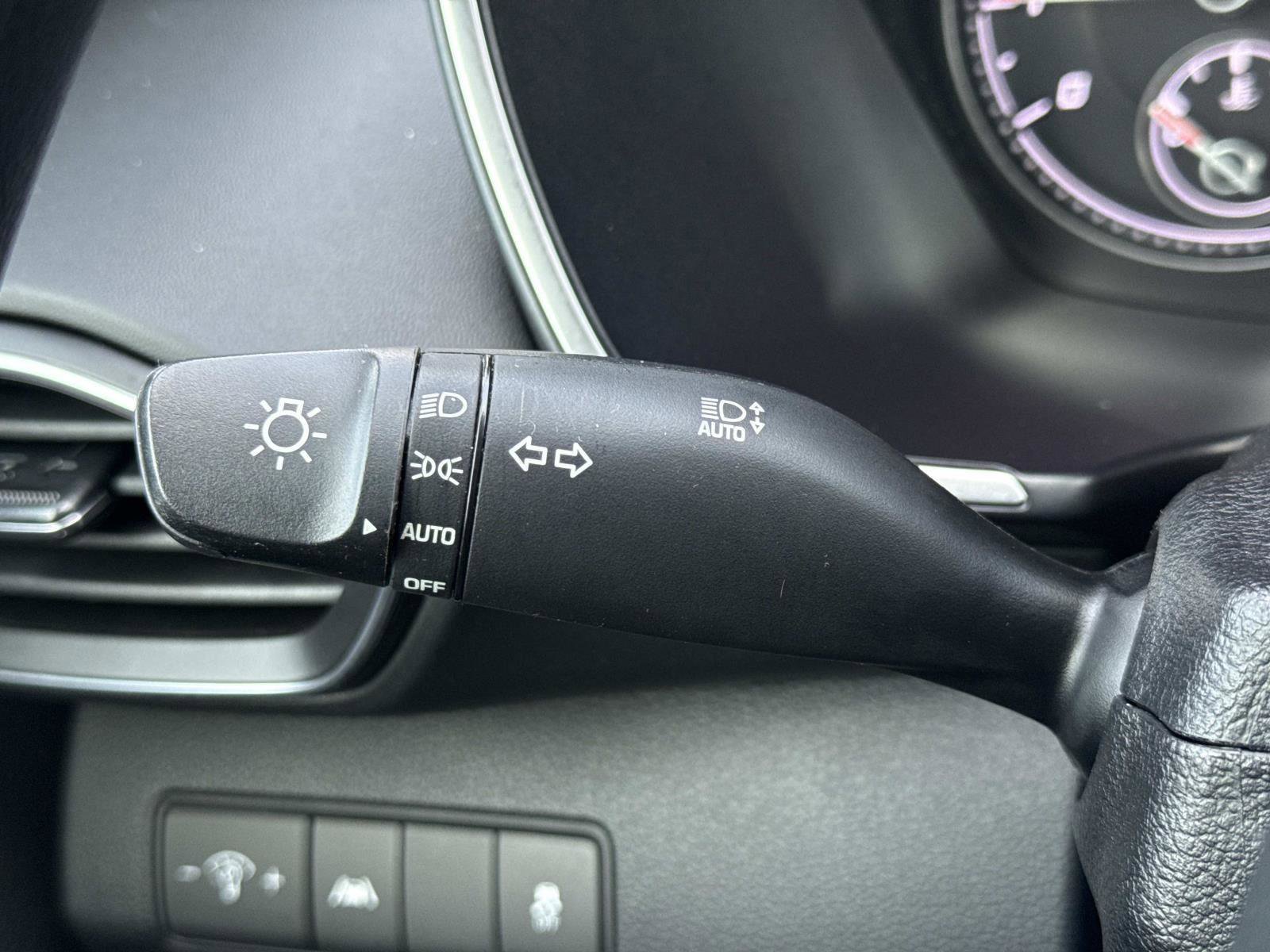 Used 2023 Hyundai Santa Fe SE w/ Cargo Package image 9