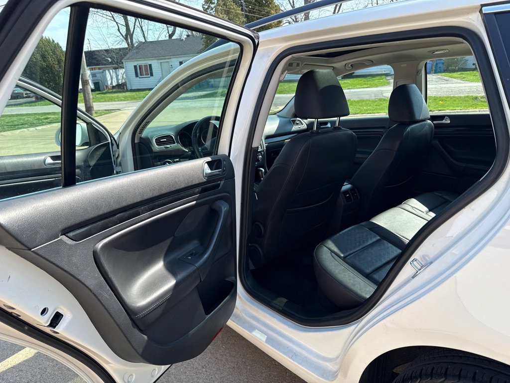 Used 2013 Volkswagen Jetta TDI image 12