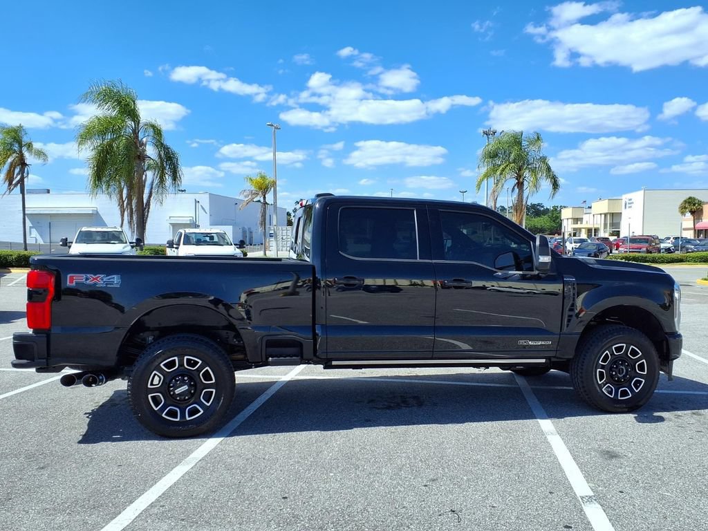 Used 2025 Ford F350 Platinum w/ FX4 Off-Road Package AWD/4WD image 8