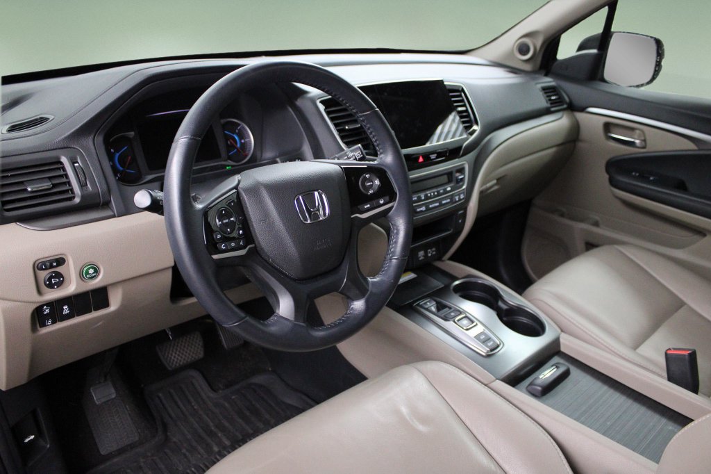 Used 2022 Honda Pilot Special Edition image 2