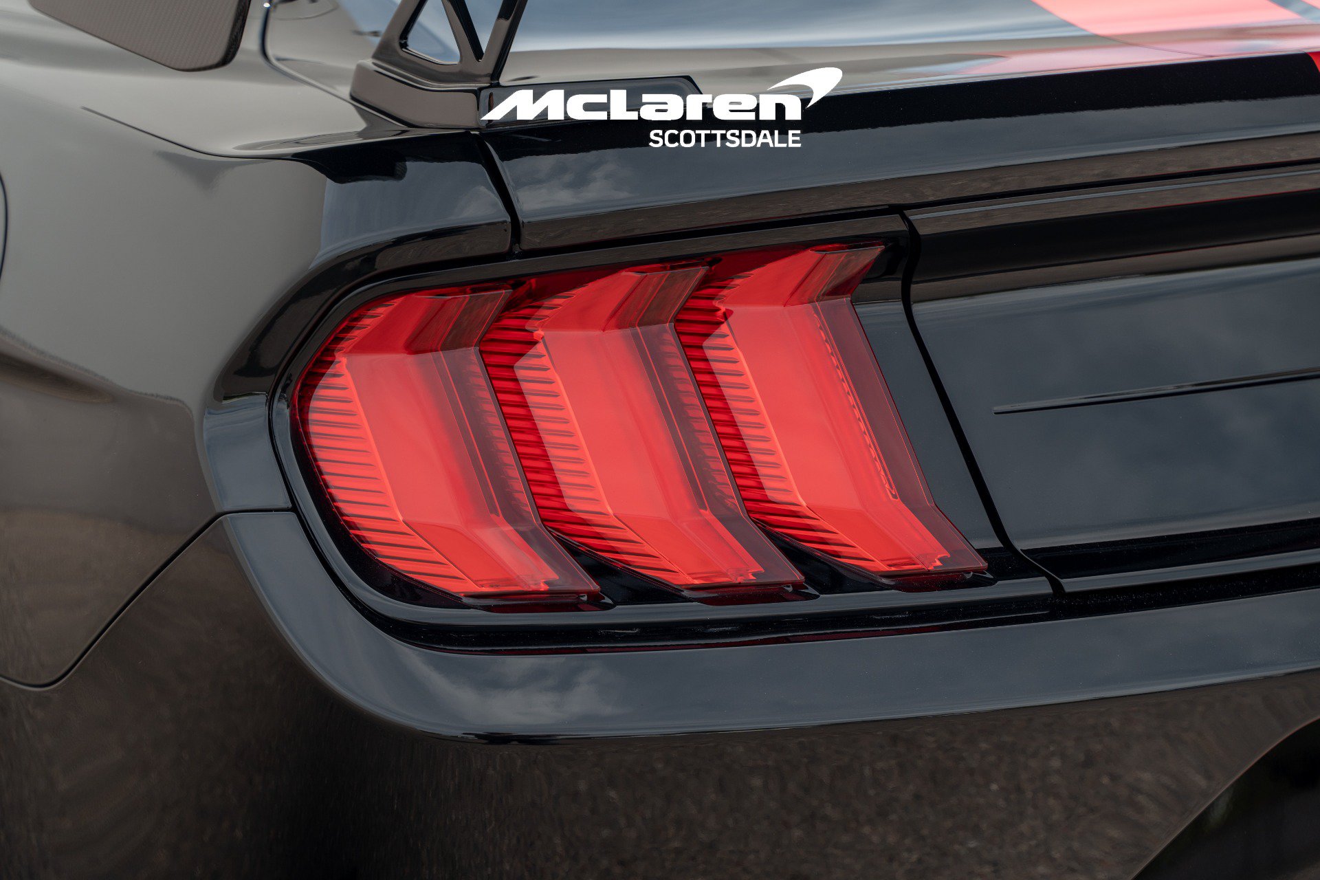 Used 2022 Ford Mustang Shelby GT500 w/ Carbon Fiber Track Pack RWD image 29