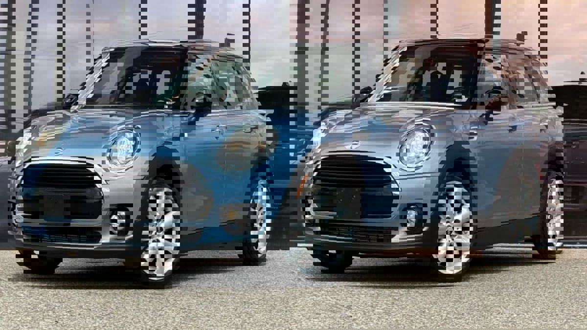 Used 2016 MINI Cooper Clubman image 3