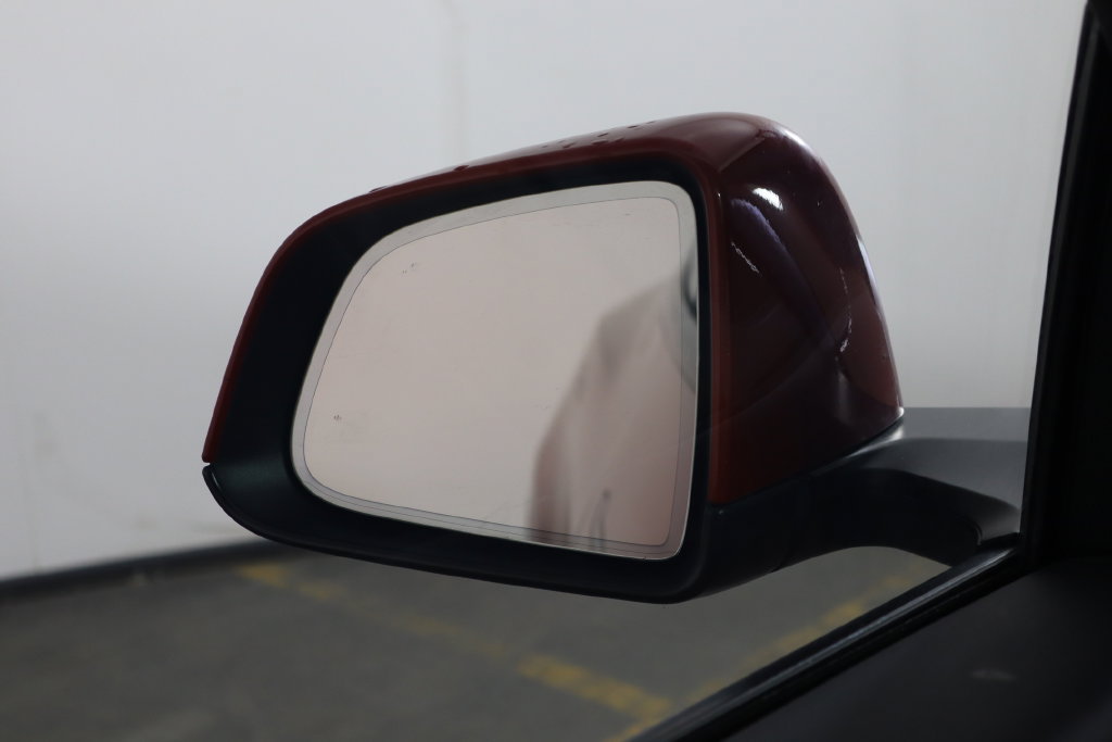 Used 2023 Tesla Model Y Long Range AWD/4WD image 45