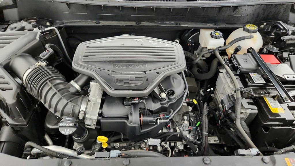 Used 2024 Cadillac XT6 Sport w/ Technology Package image 28