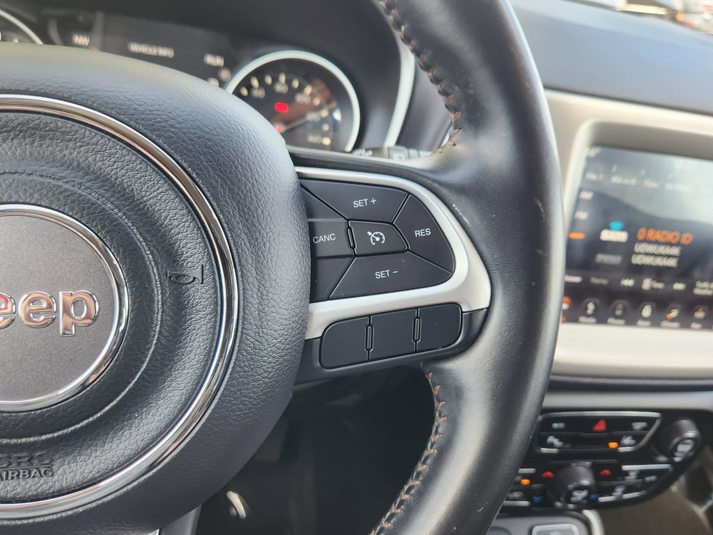 Used 2018 Jeep Compass Latitude w/ Popular Equipment Group image 18