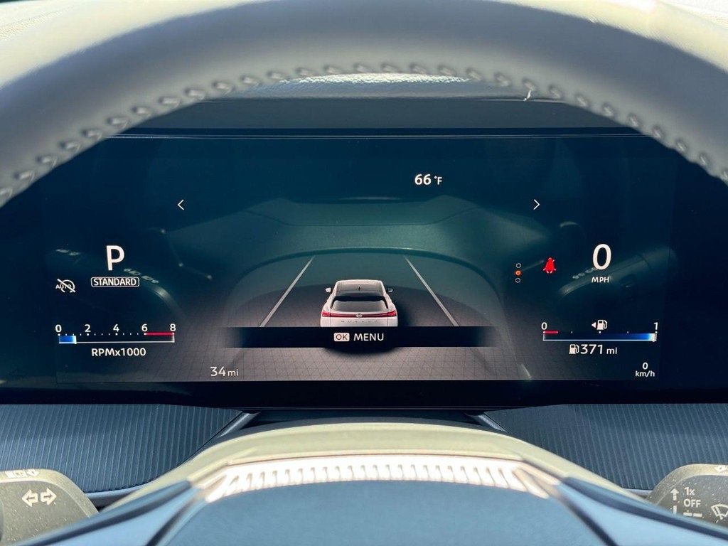 Used 2025 Nissan Murano SV image 16