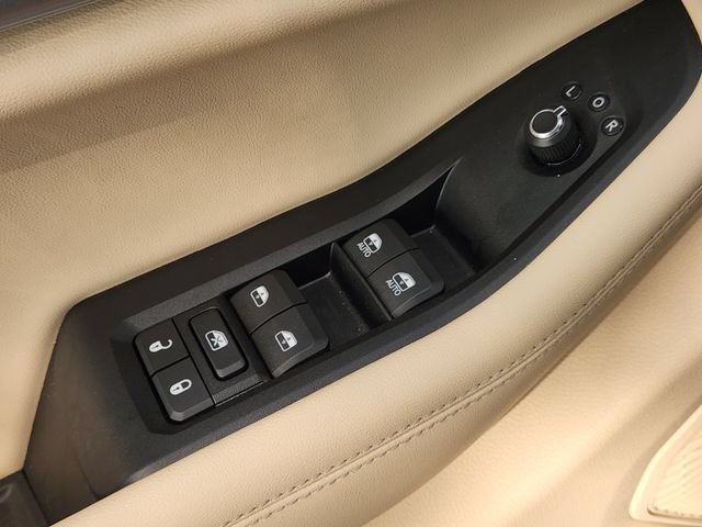 Certified 2025 Jeep Grand Cherokee Limited RWD image 28