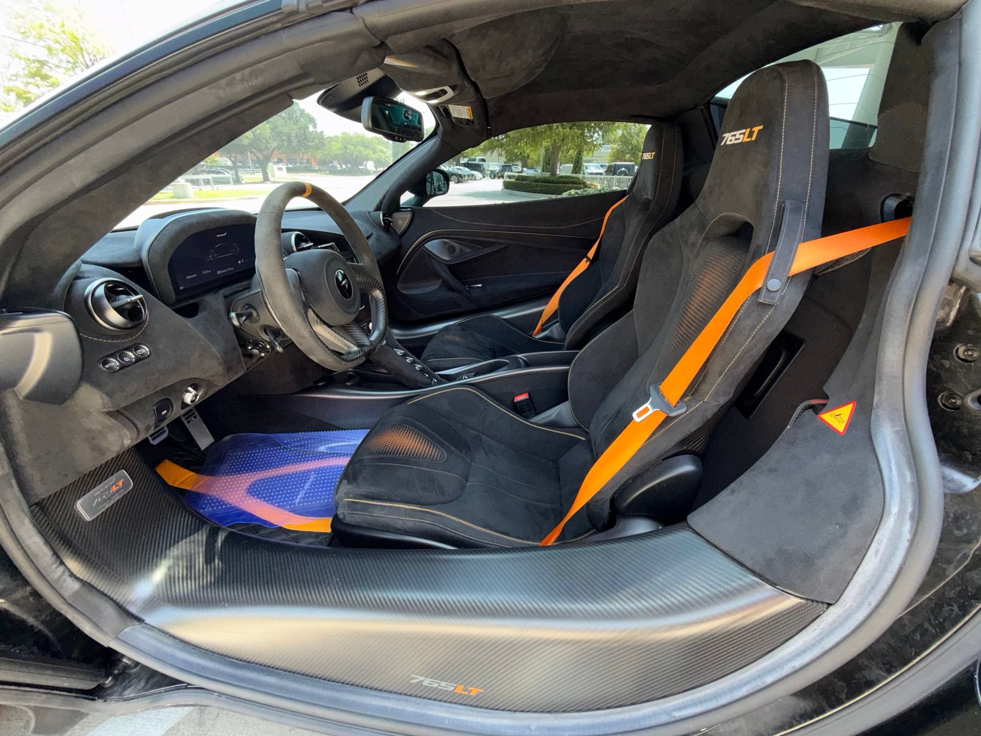 Used 2022 McLaren 765LT RWD image 15