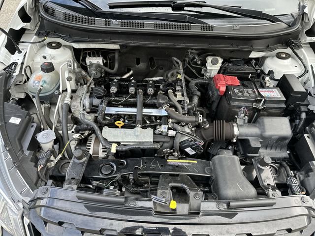 Used 2023 Nissan Kicks SR image 20