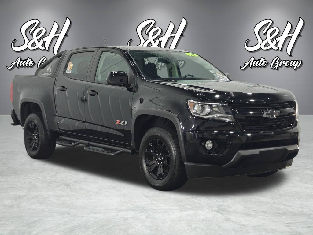 Used 2019 Chevrolet Colorado Z71 w/ Z71 Midnight Edition AWD/4WD image 2