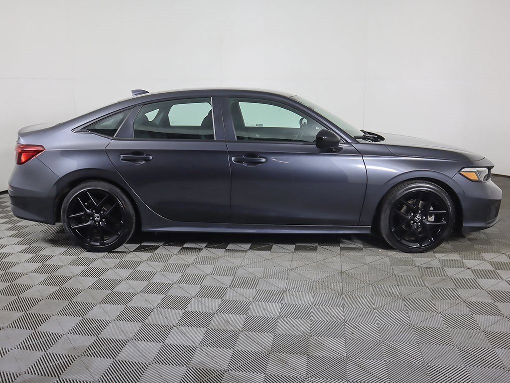 Used 2025 Honda Civic Sport image 16