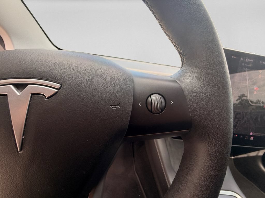 Used 2021 Tesla Model 3 Long Range AWD/4WD image 25