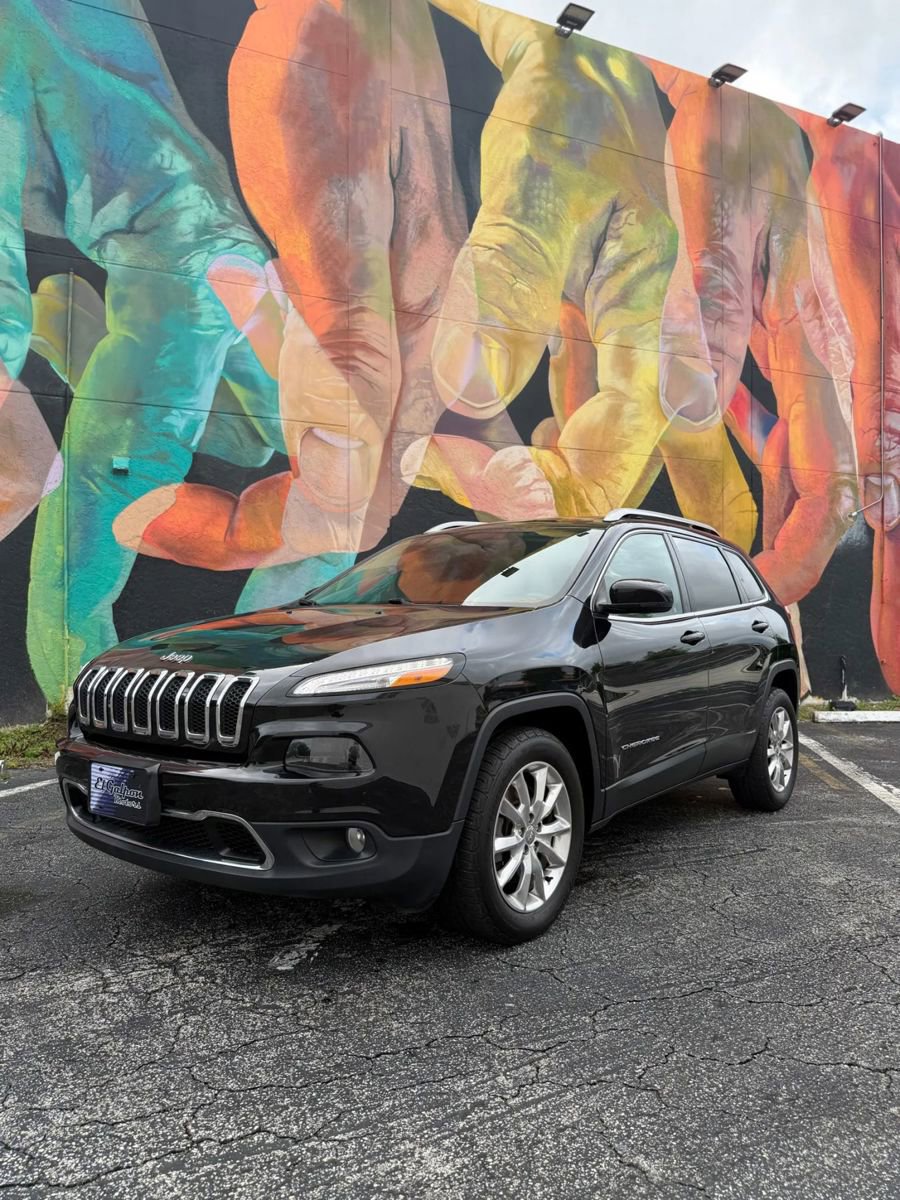 Used 2016 Jeep Cherokee Limited image 1