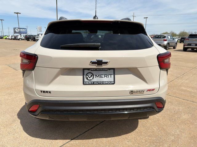 New 2026 Chevrolet Trax RS w/ Sunroof Package image 15