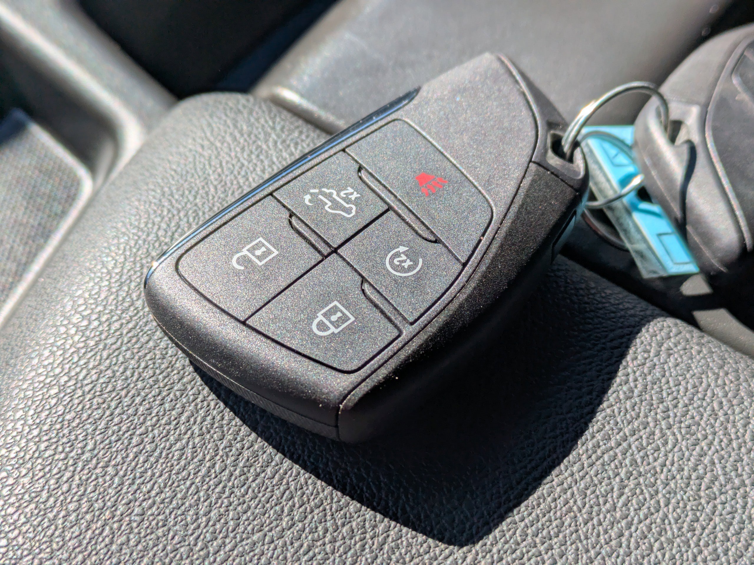 Used 2025 Chevrolet Silverado 2500 LT image 29