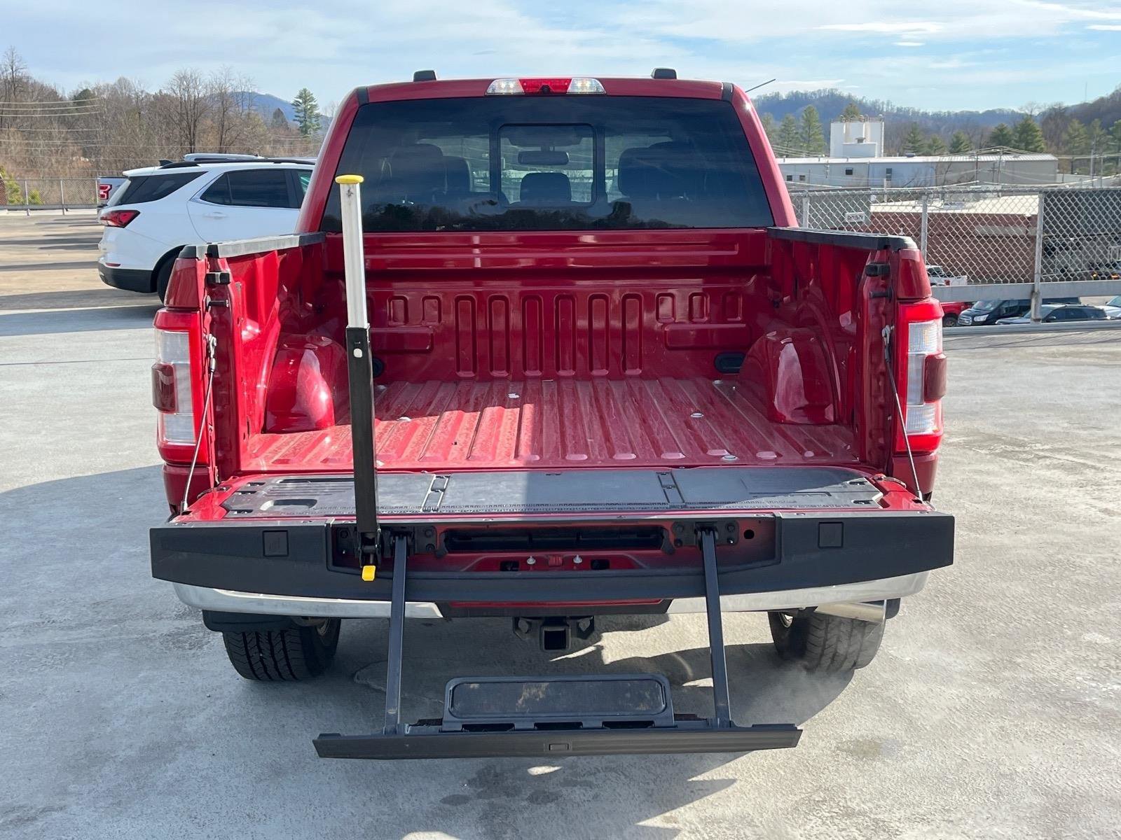 Certified 2022 Ford F150 Lariat w/ Equipment Group 502A High image 4