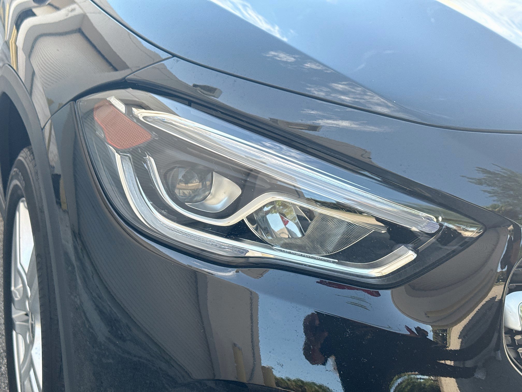 Used 2021 Mercedes-Benz GLA 250 4MATIC w/ Premium Package image 34