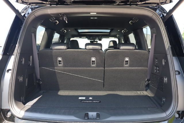 New 2026 Nissan Armada PRO-4X AWD/4WD image 25
