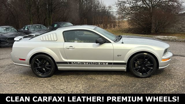 Used 2005 Ford Mustang GT Premium image 26