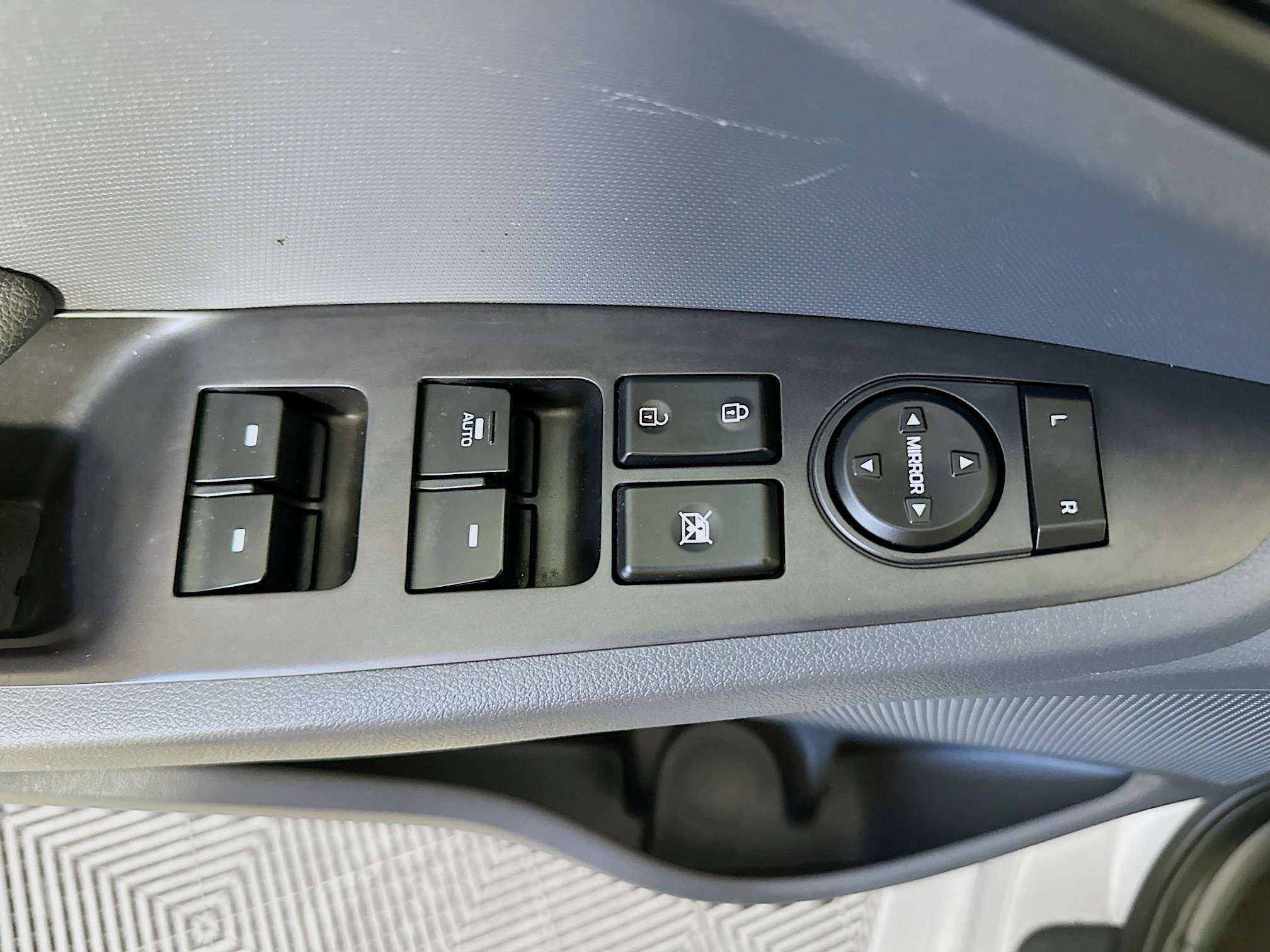 Used 2019 Hyundai Ioniq Blue image 13