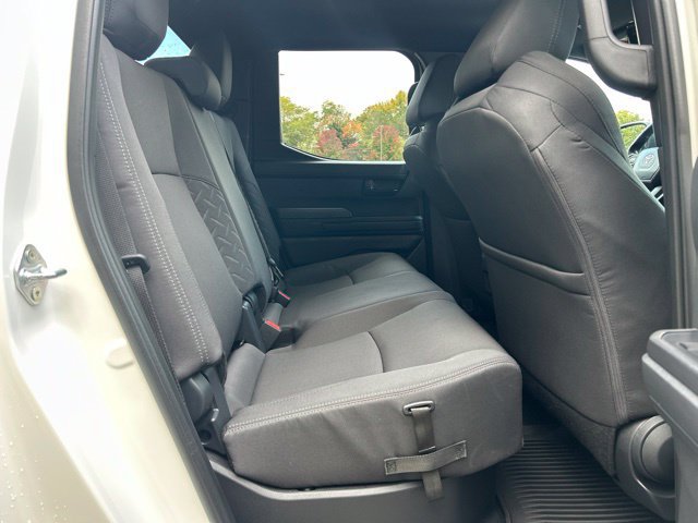 Certified 2026 Toyota Tacoma SR5 AWD/4WD image 32