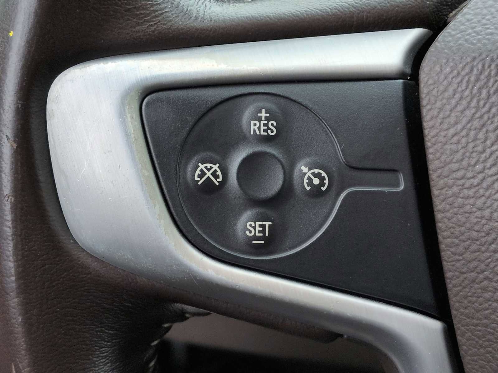 Used 2016 GMC Canyon SLE w/ SLE Convenience Package image 24