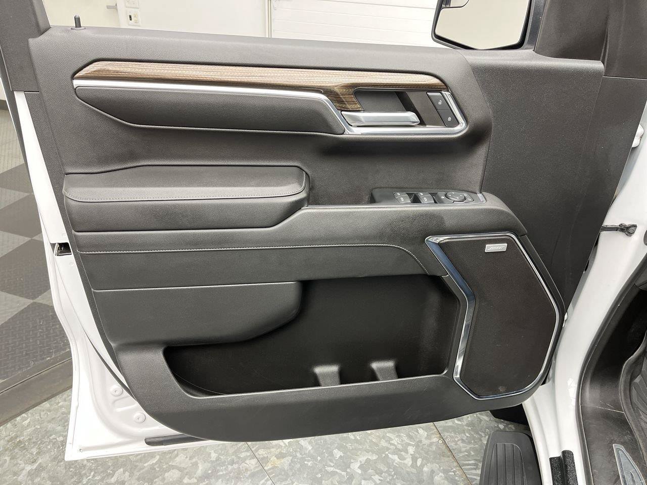 Certified 2024 Chevrolet Silverado 1500 RST w/ Convenience Package II AWD/4WD image 9