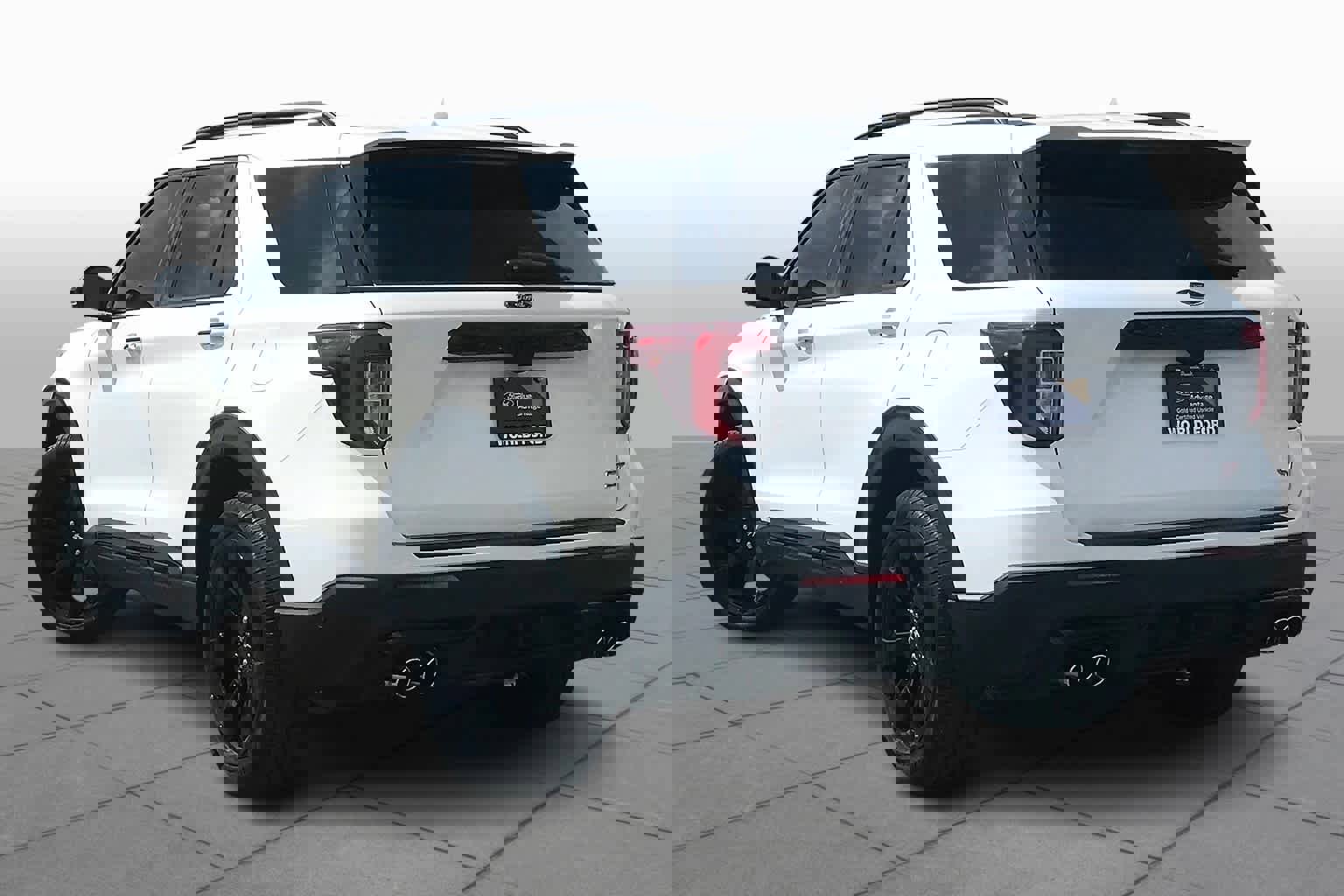 Used 2022 Ford Explorer ST w/ Equipment Group 401A image 11