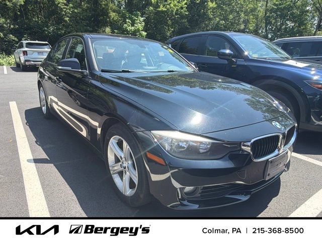 Used 2014 BMW 320i xDrive Sedan AWD/4WD image 3