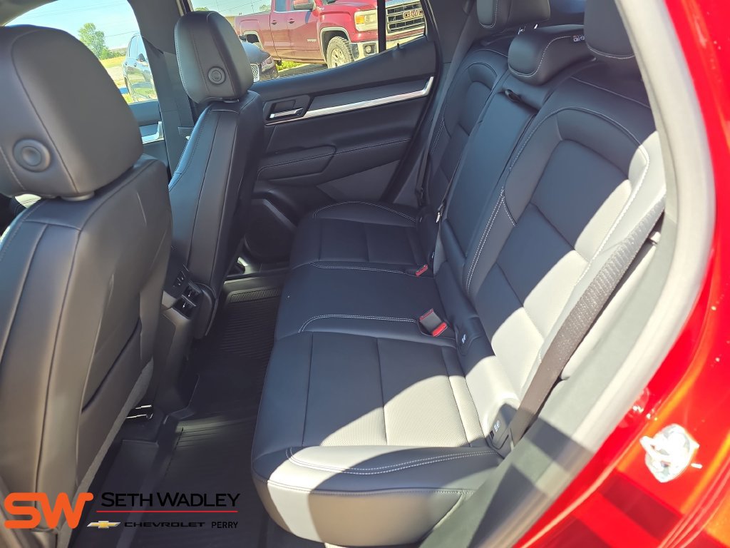 New 2027 GMC Terrain Elevation w/ Elevation Premium Package FWD image 15