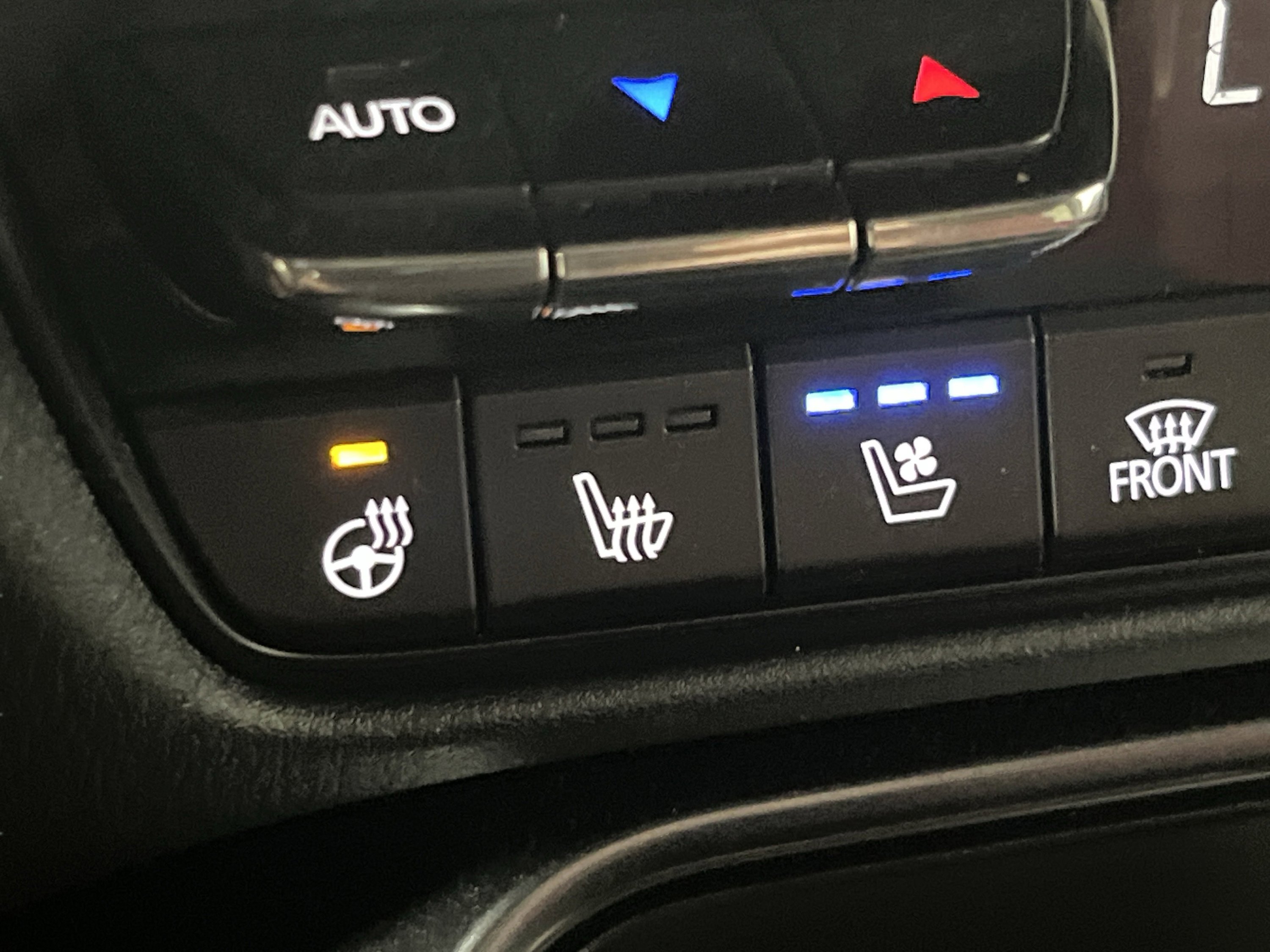 Used 2025 MAZDA CX-70 3.3 Turbo S w/ Premium Package image 31