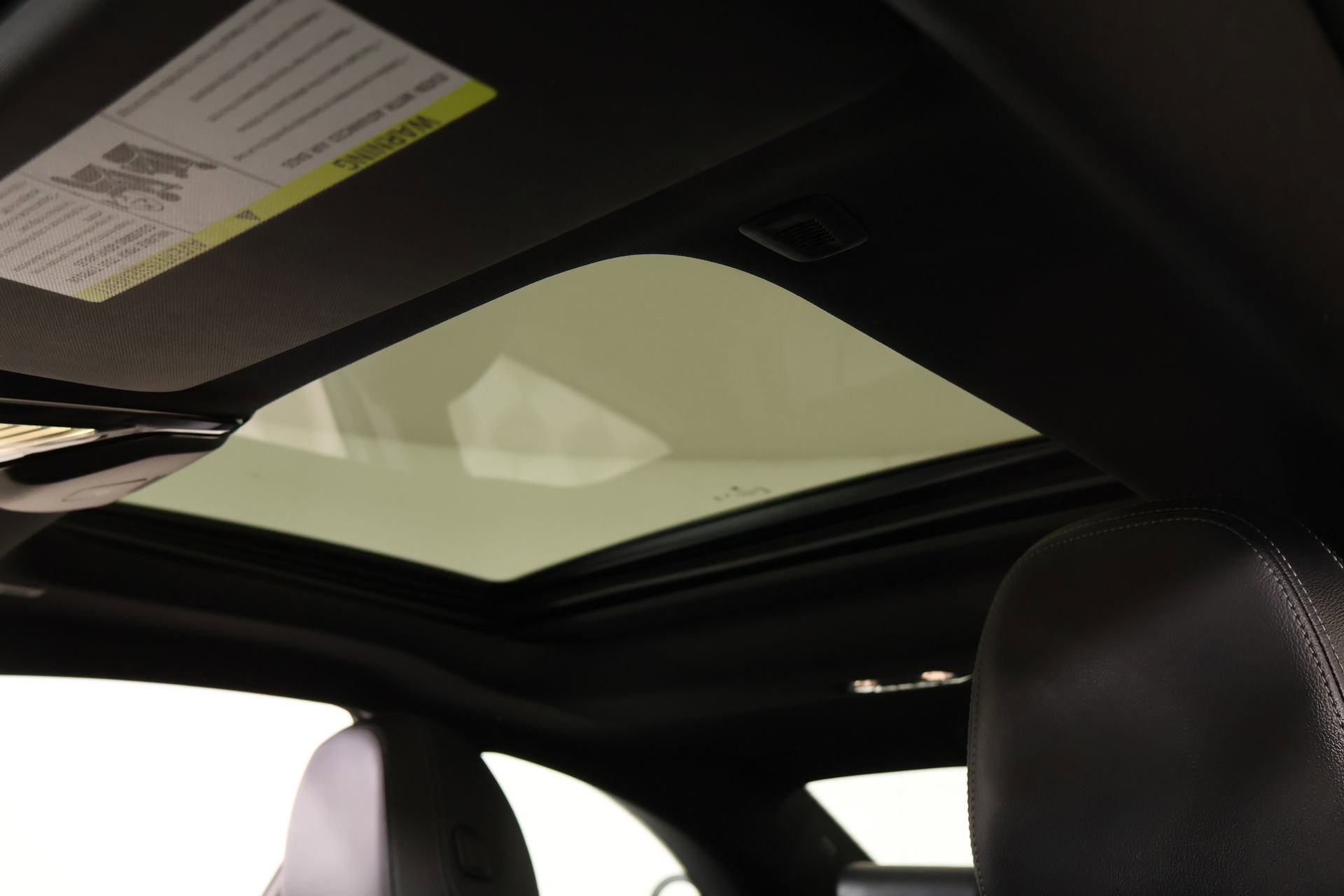 Used 2024 BMW 230i xDrive 230i xDrive w/ Convenience Package image 15