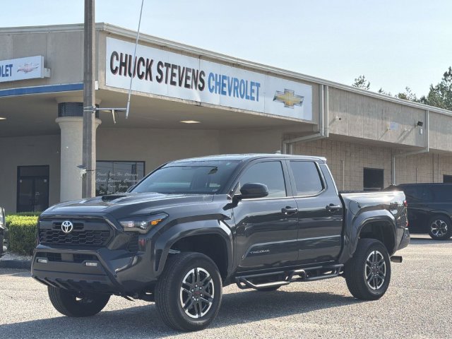 Used 2025 Toyota Tacoma TRD Sport AWD/4WD image 11
