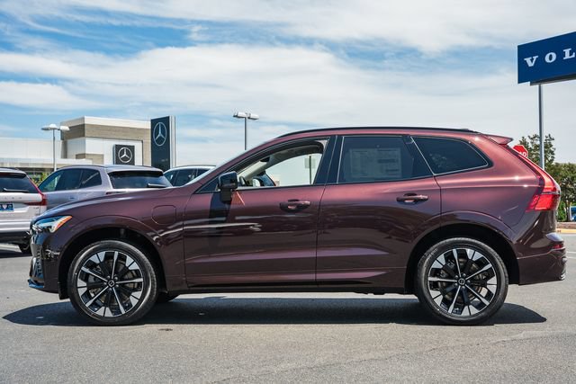 New 2026 Volvo XC60 T8 Plus w/ Protection Package Premier AWD/4WD image 4