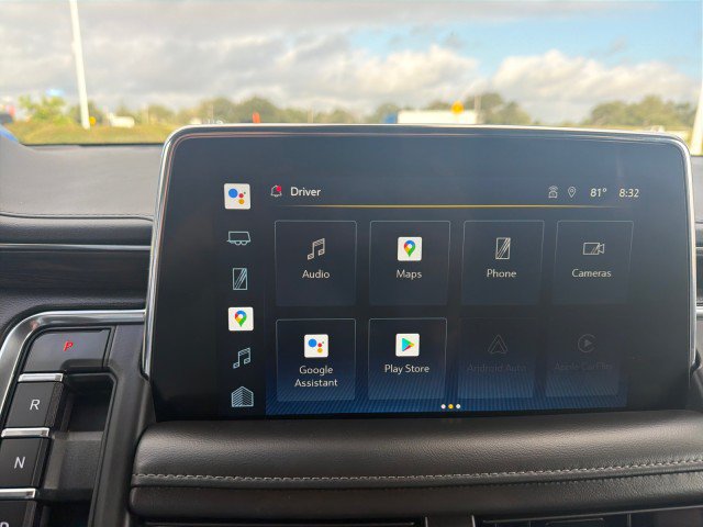 Used 2022 Chevrolet Tahoe LT w/ Luxury Package RWD image 9