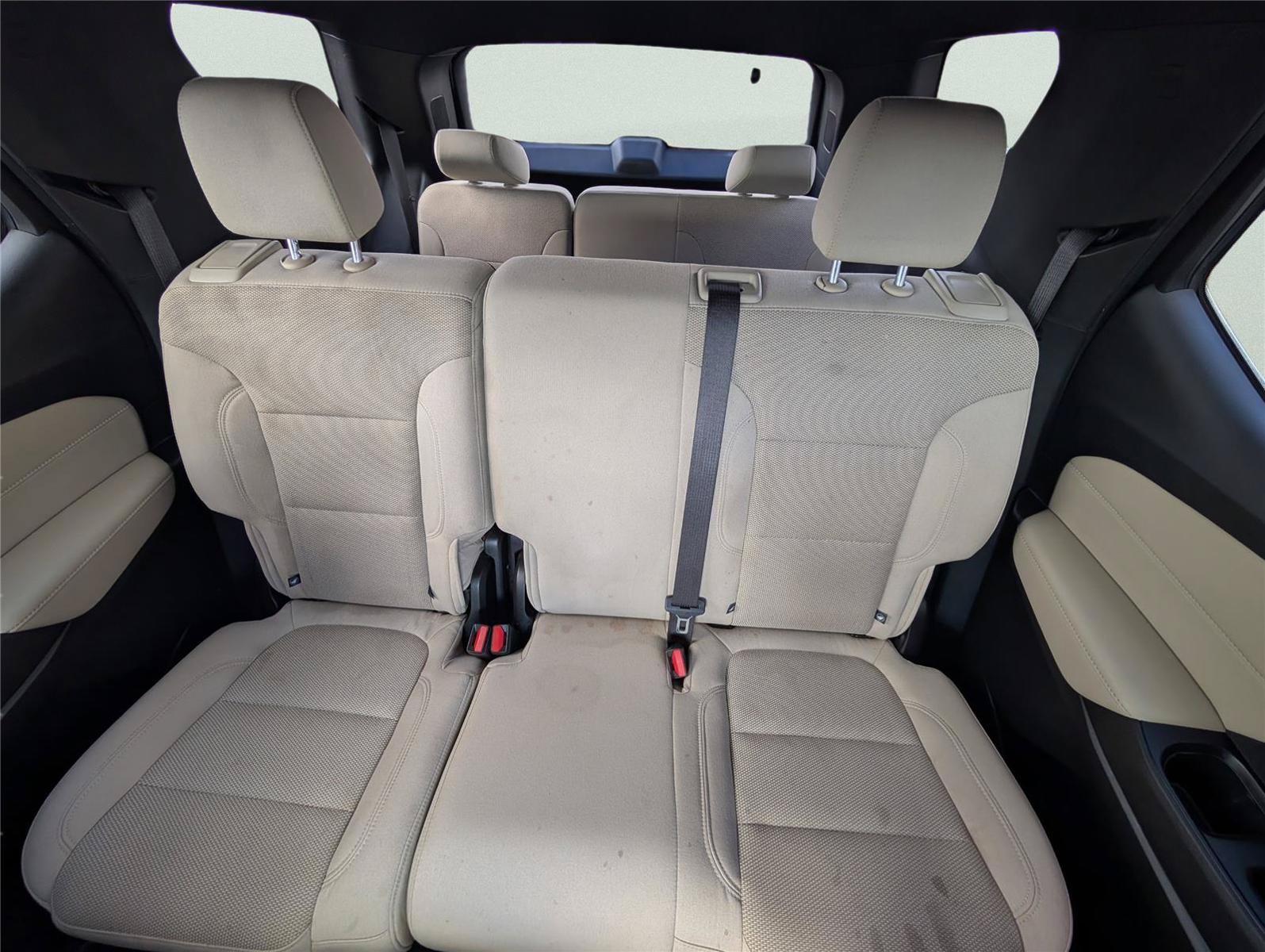 Used 2024 Chevrolet Traverse LS w/ Safety Package FWD image 10