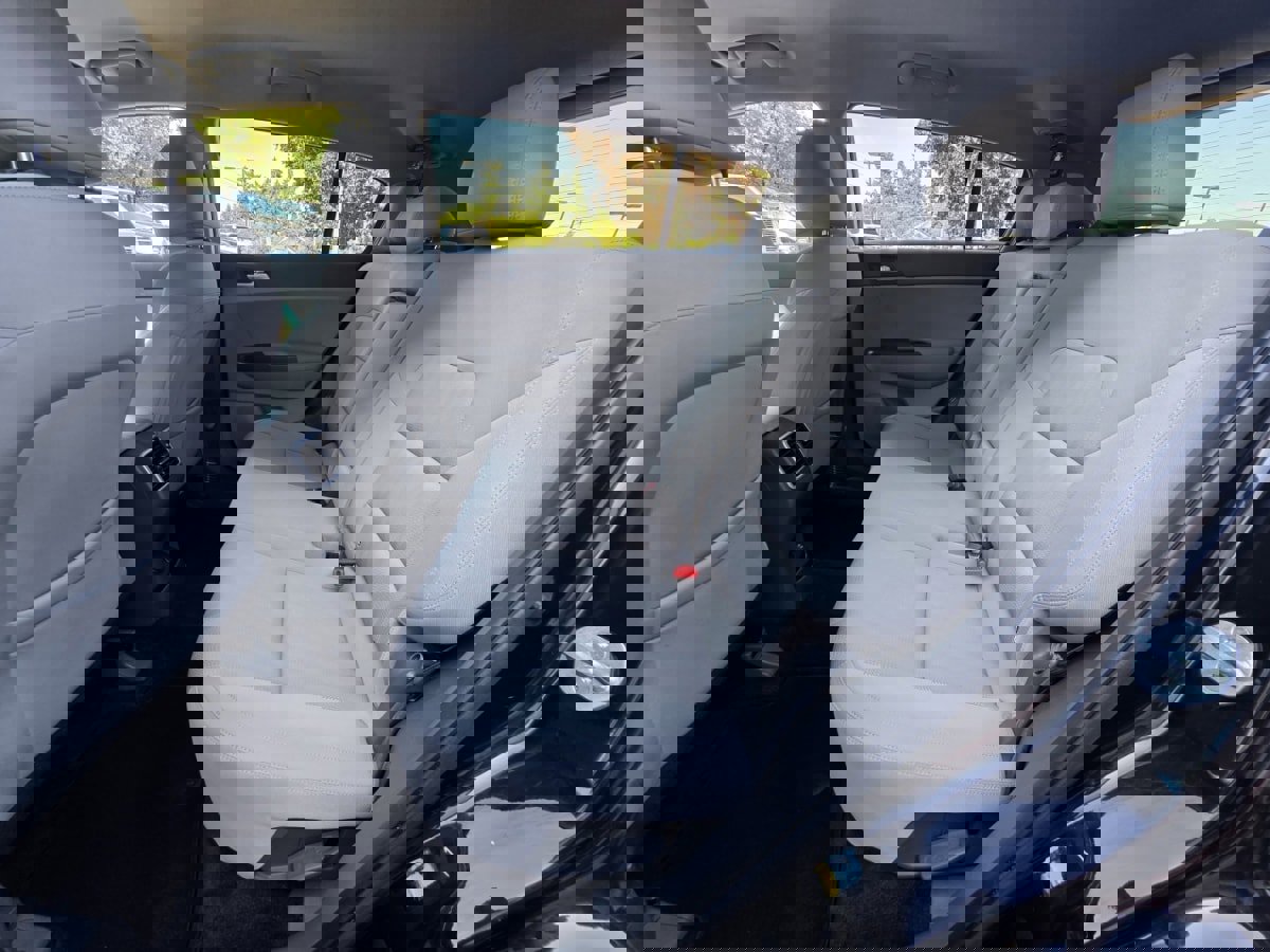 Used 2017 Kia Sportage LX image 14