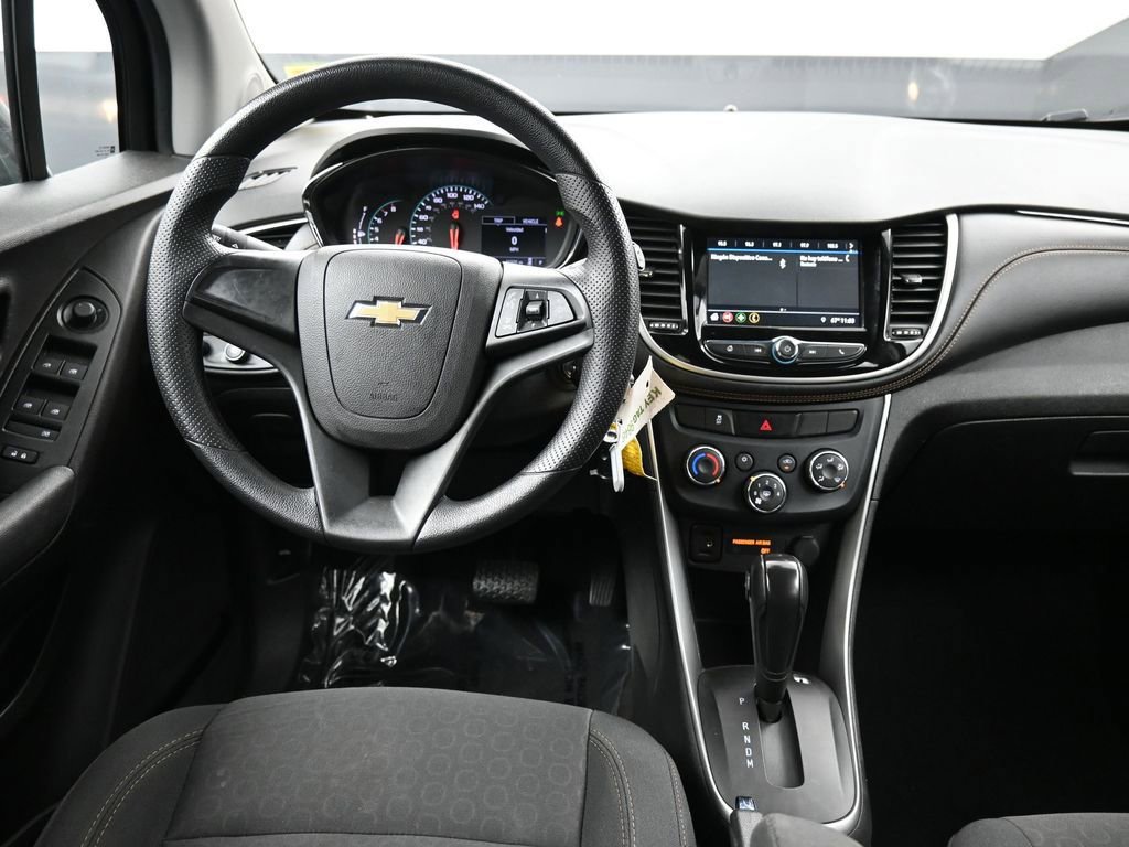 Used 2019 Chevrolet Trax LS image 19