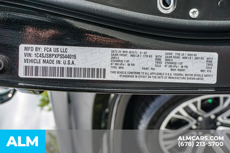 Used 2023 Jeep Wagoneer L Series II AWD/4WD image 64