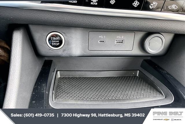 Used 2023 Nissan Rogue SV image 22