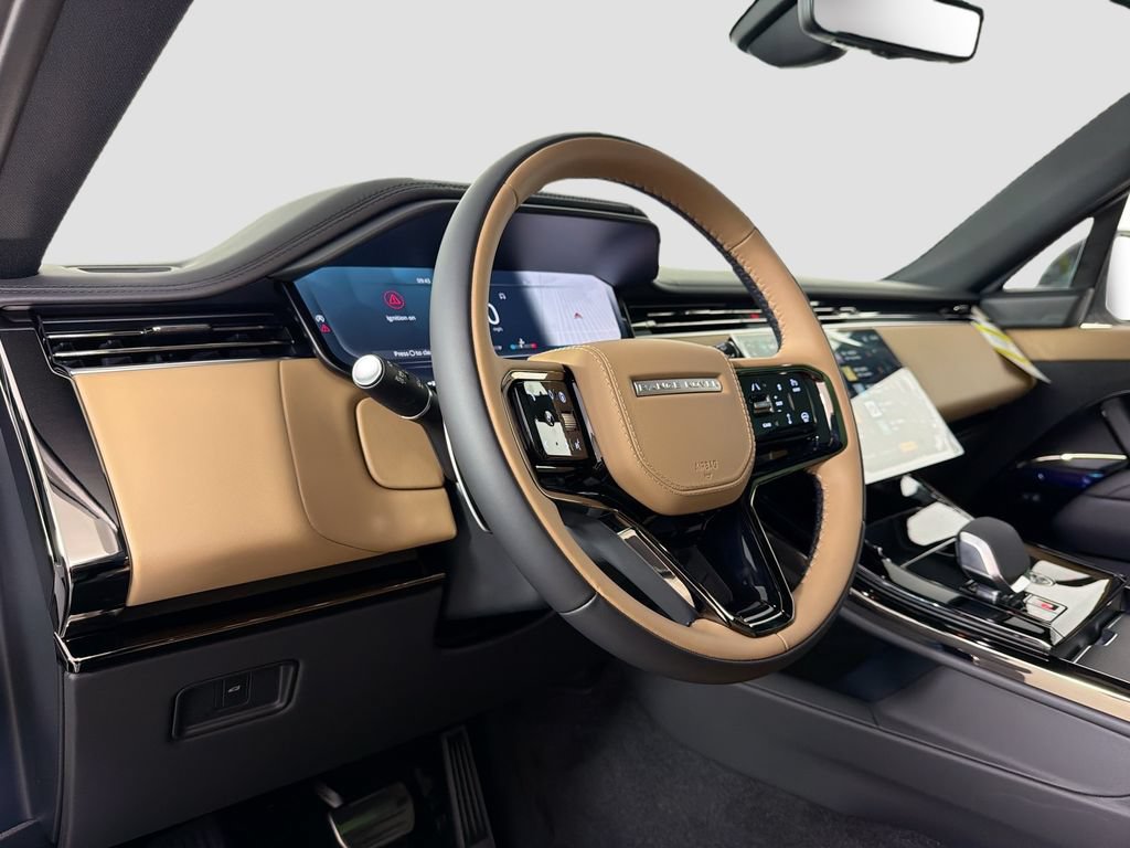 New 2026 Land Rover Range Rover Sport Dynamic SE AWD/4WD image 9