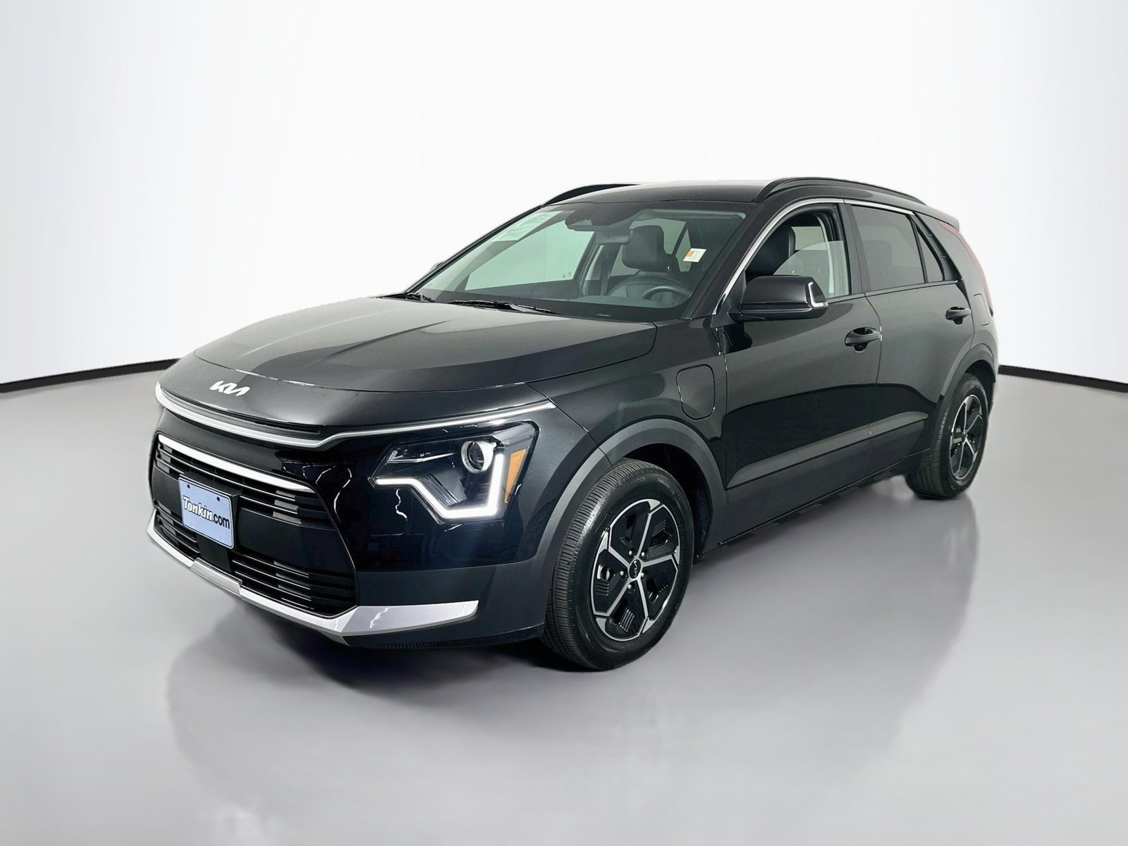 Used 2025 Kia Niro EX FWD image 4